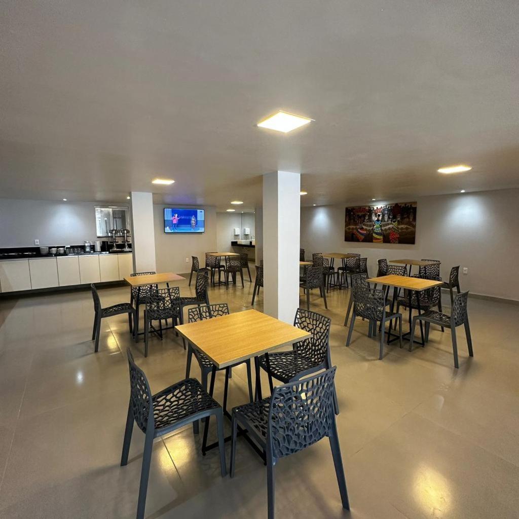Hotel Onix Aguas Claras à Salvador Extérieur photo